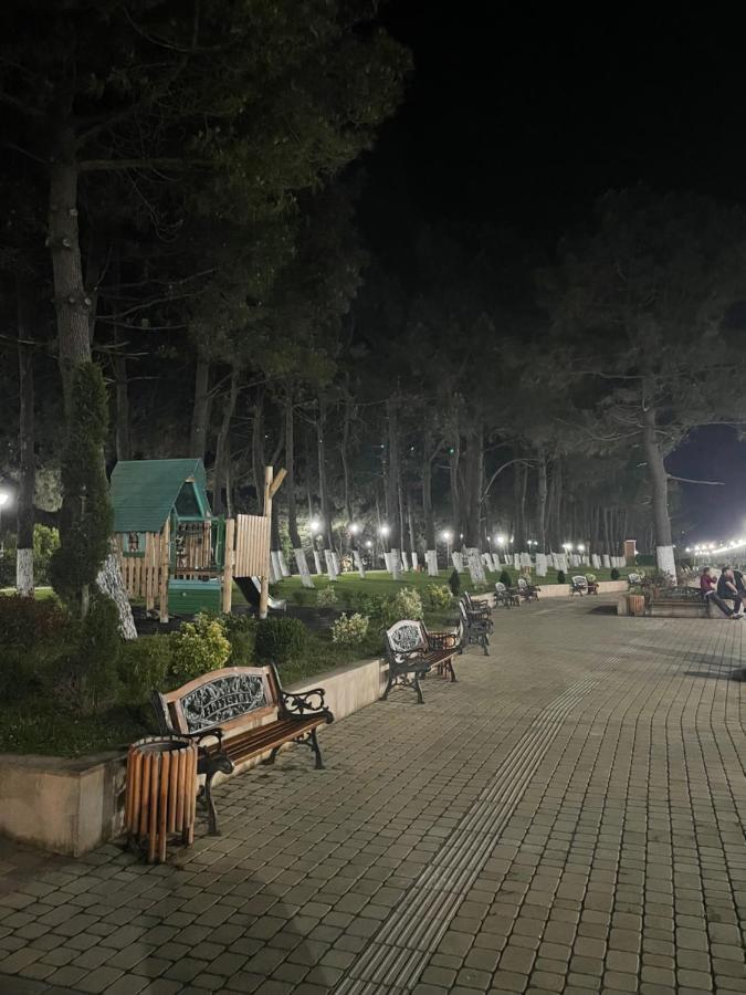 Готель New House Kobuleti 2 Екстер'єр фото