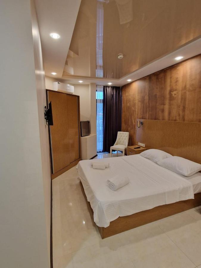 Готель New House Kobuleti 2 Екстер'єр фото